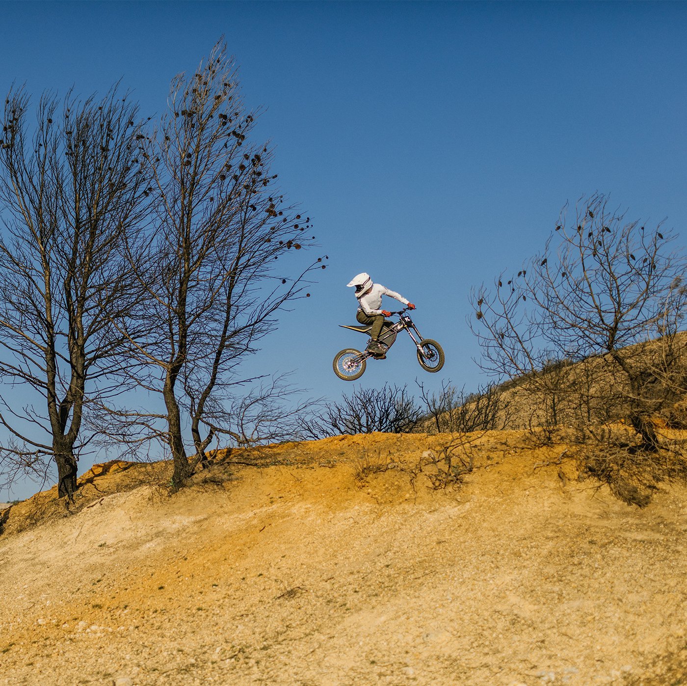 2019 KUBERG FREERIDER 8000W SUSPENSION OFF-ROAD ELECTRIC DIRT BIKE, BLACK